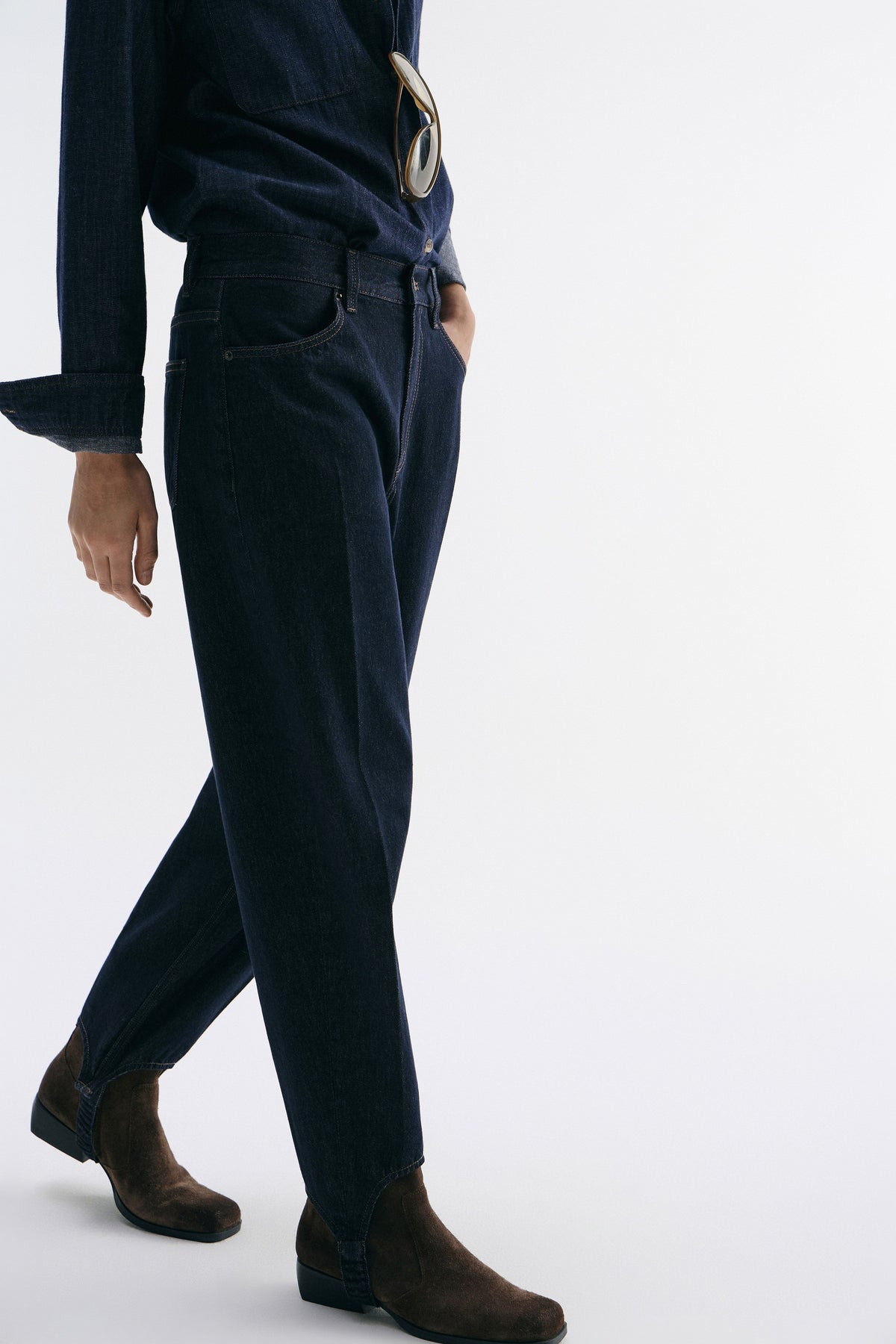 DARK BLUE