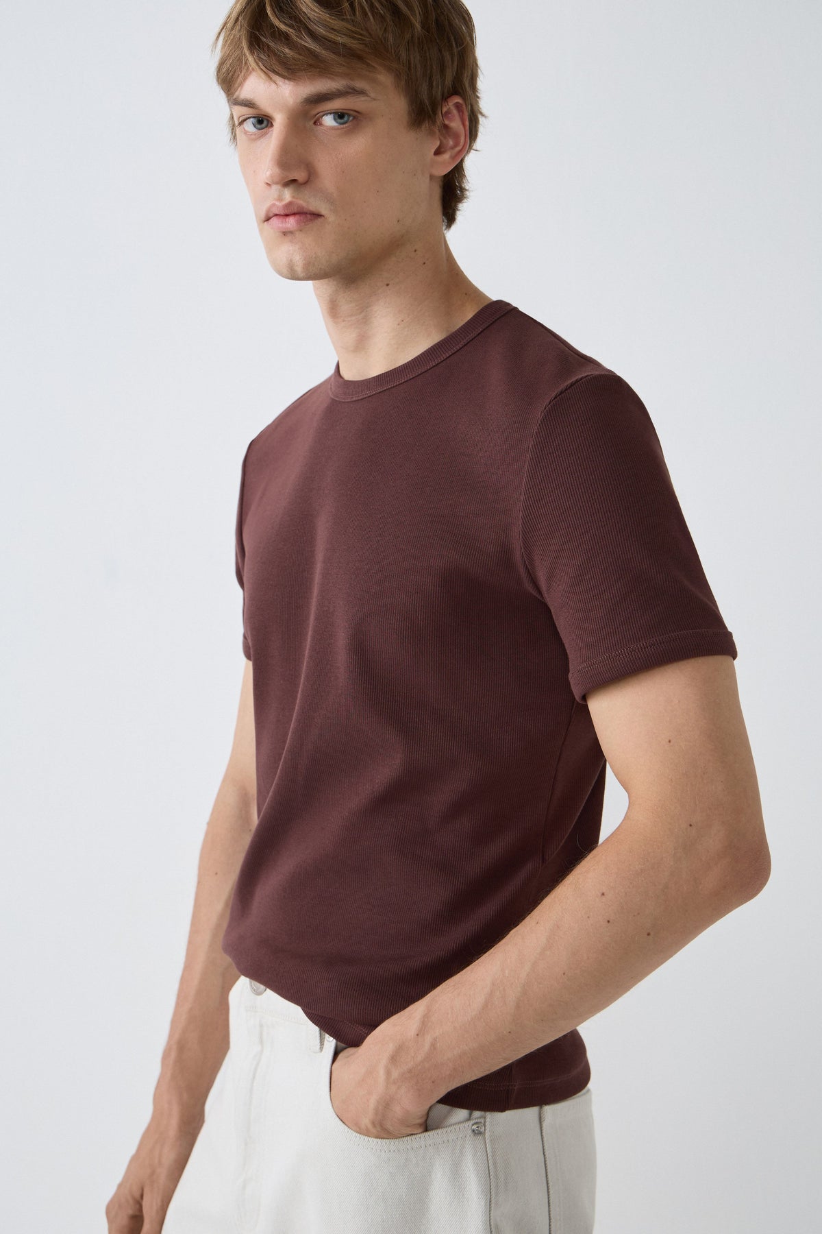 DARK BROWN