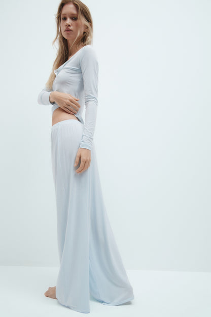 LIGHT BLUE