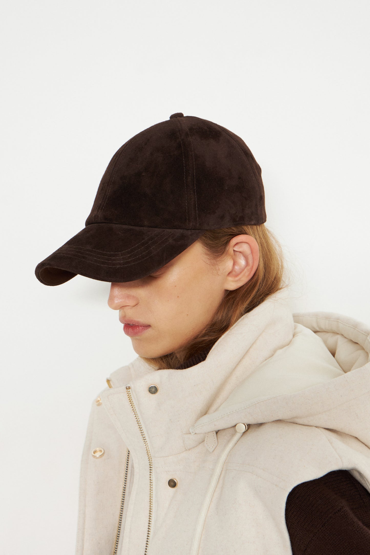 DARK BROWN