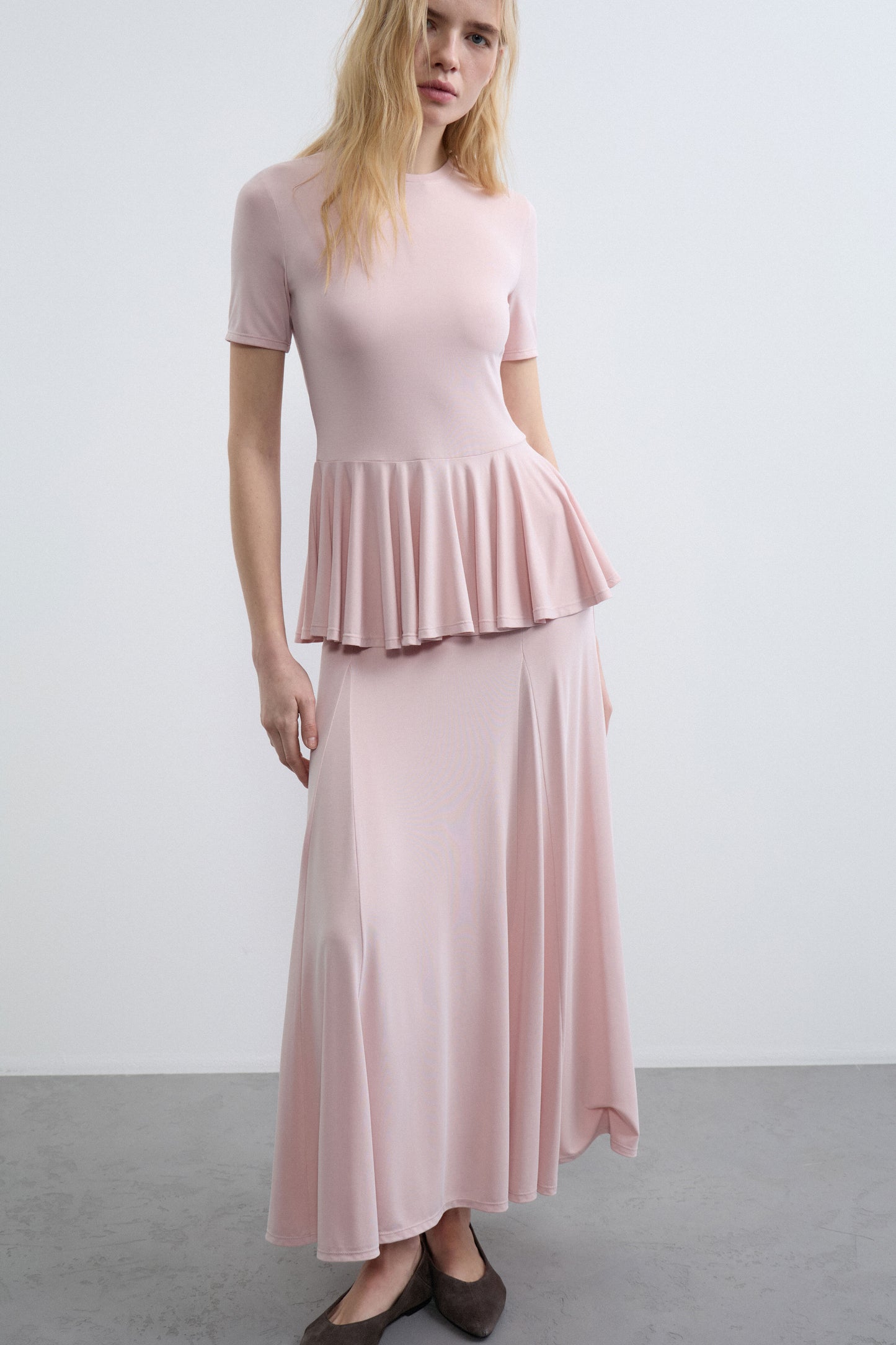 LIGHT PINK