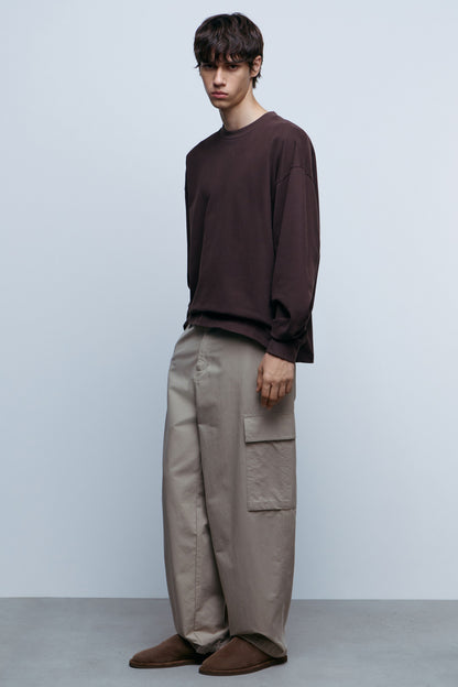 DARK BROWN