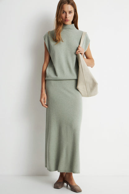 GRAY-GREEN