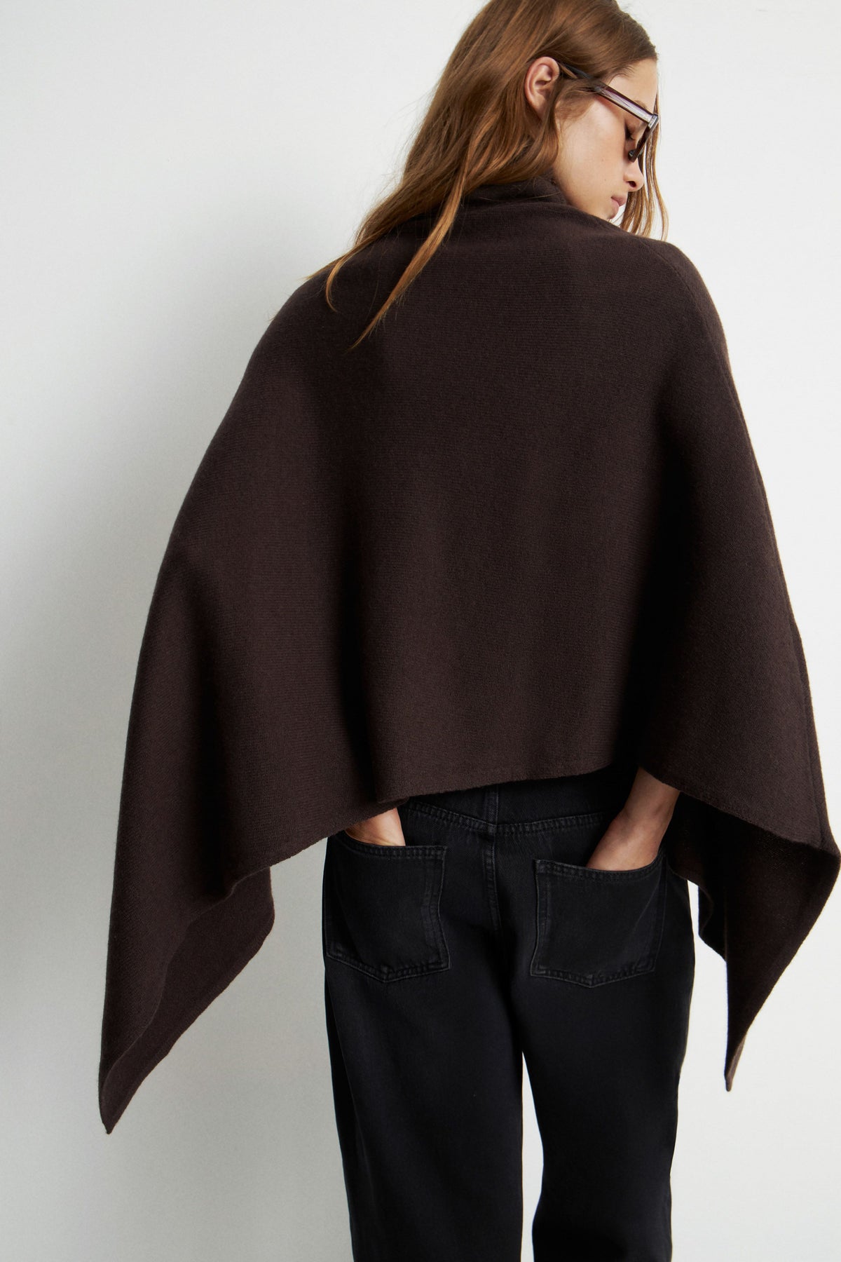 DARK BROWN