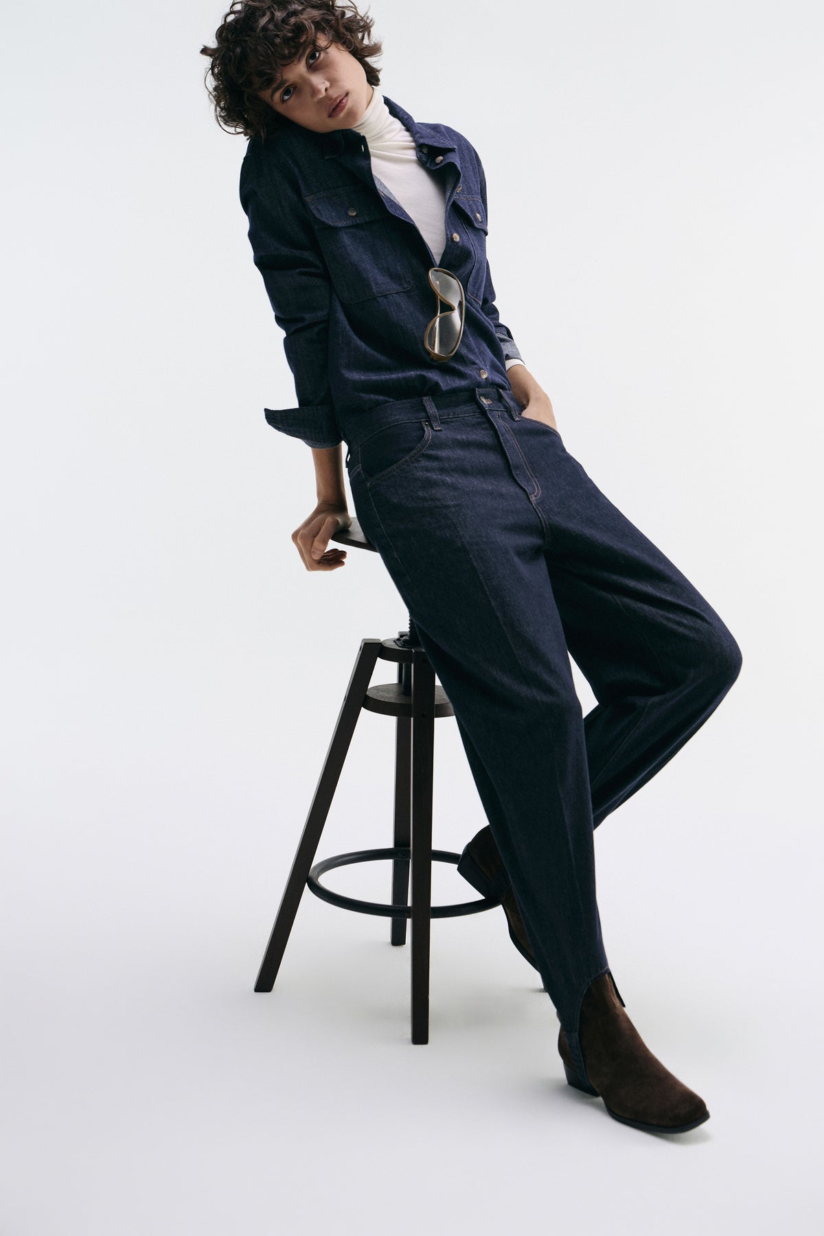 DARK BLUE