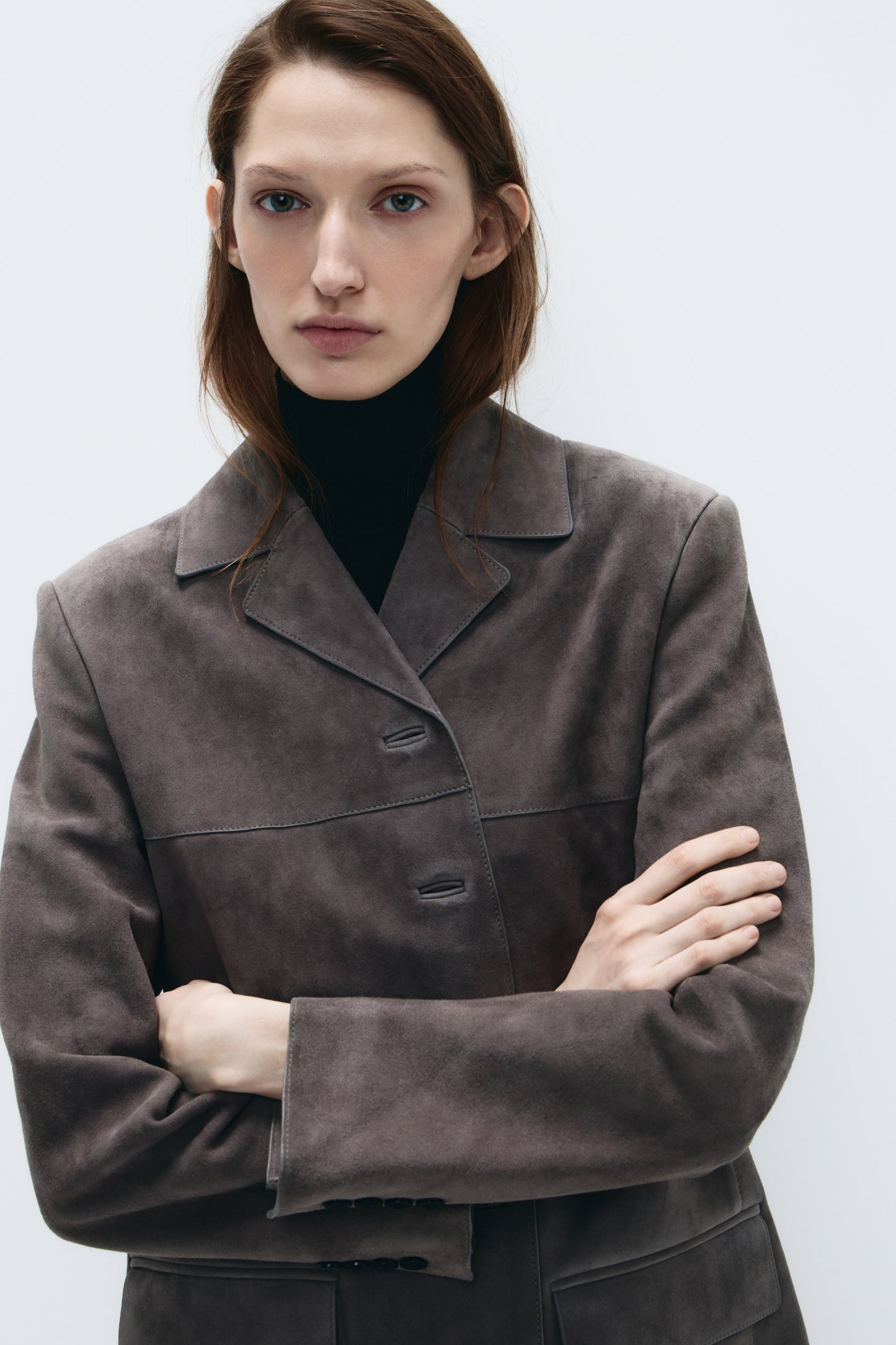 DARK BROWN