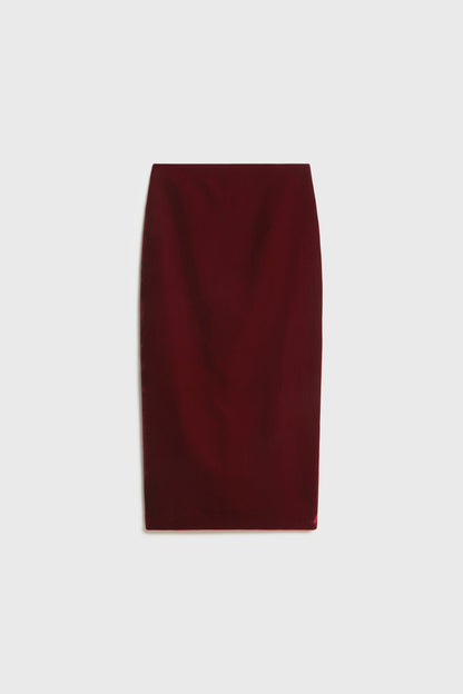 DARK RED