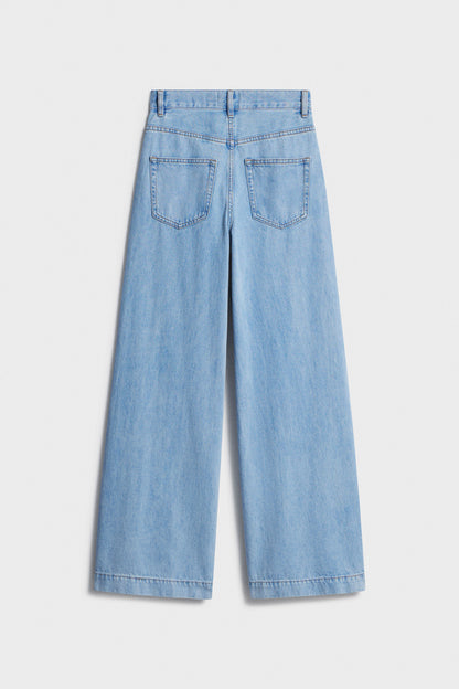 LIGHT BLUE