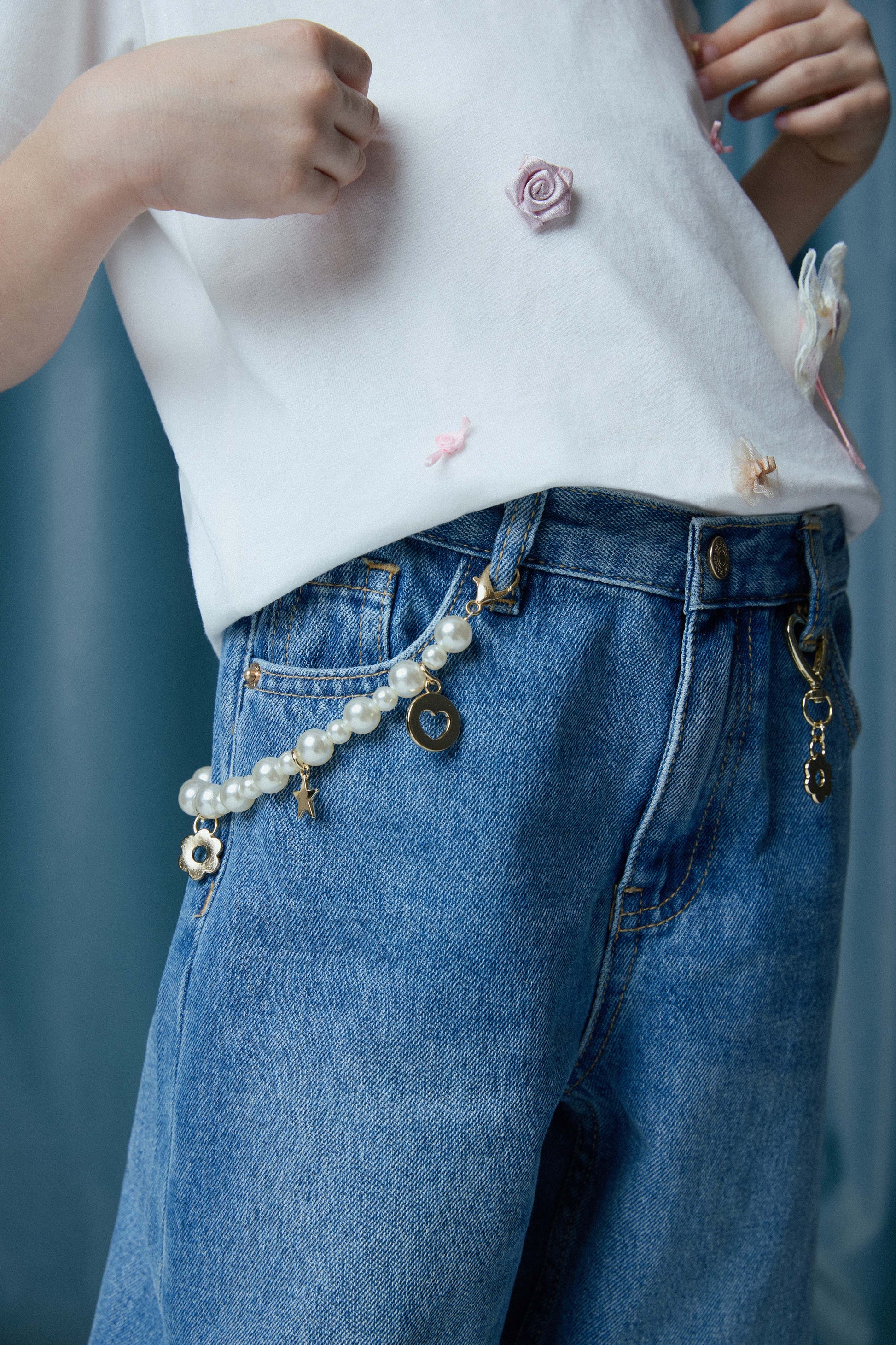 VINTAGE BLUE