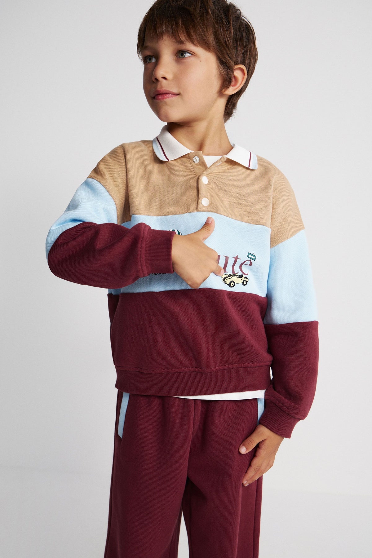 MAROON