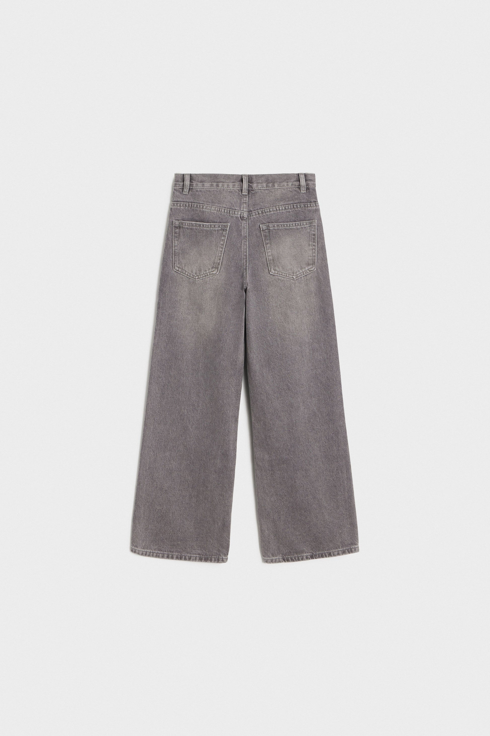 ARCTIC GREY
