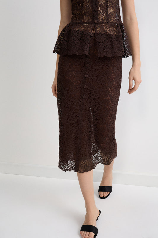DARK BROWN