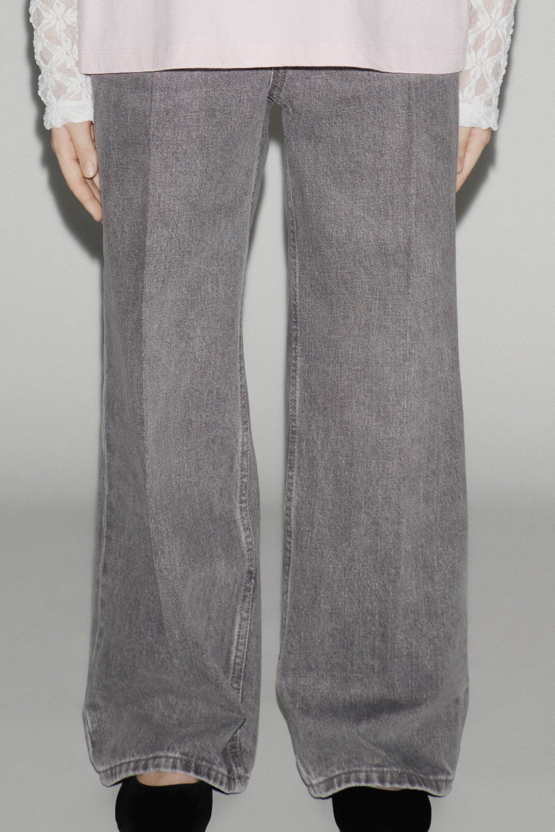 ARCTIC GREY