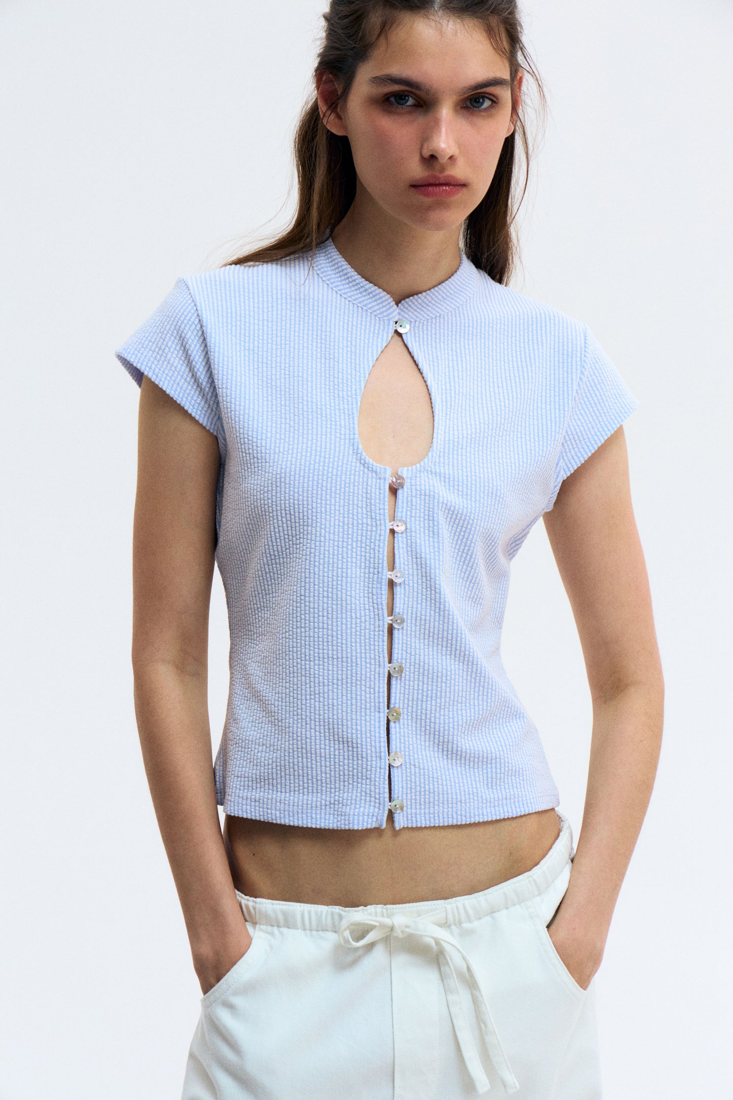 LIGHT BLUE/WHITE