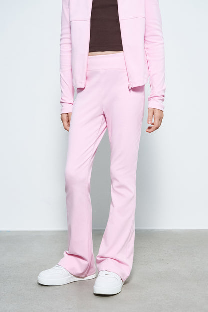 LIGHT PINK