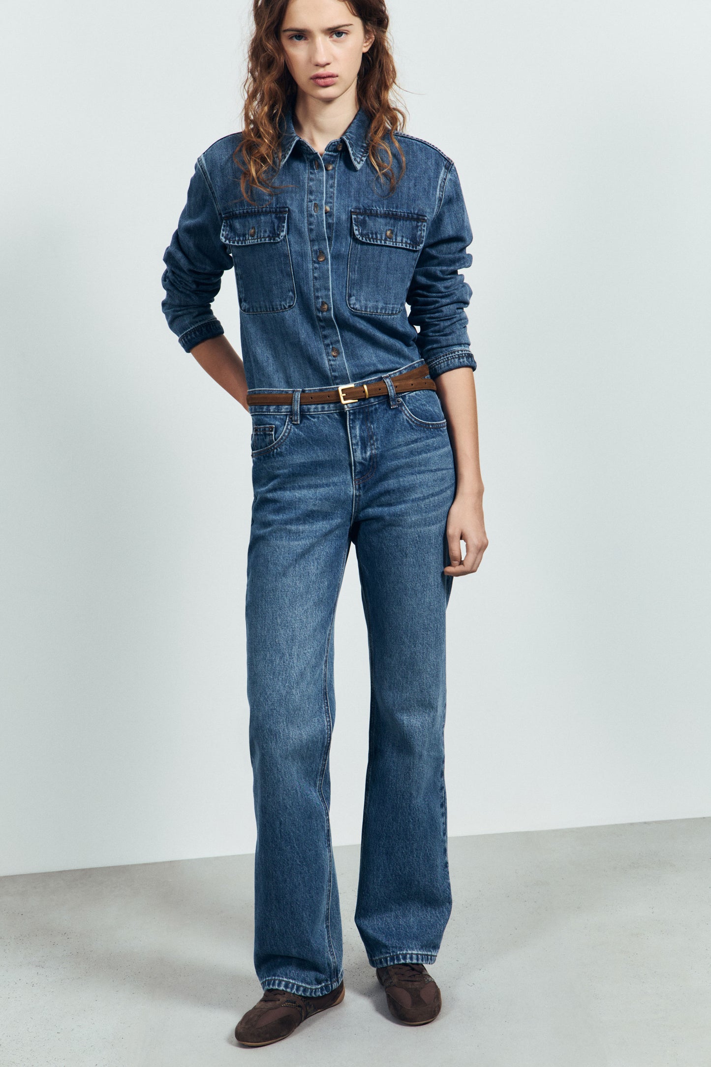 VINTAGE BLUE