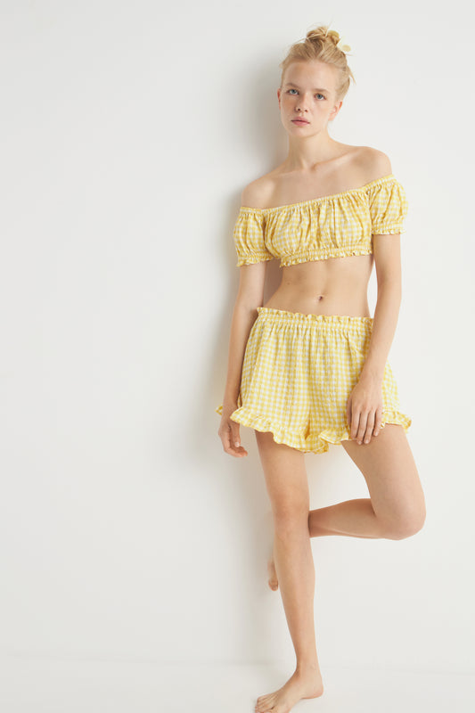 YELLOW