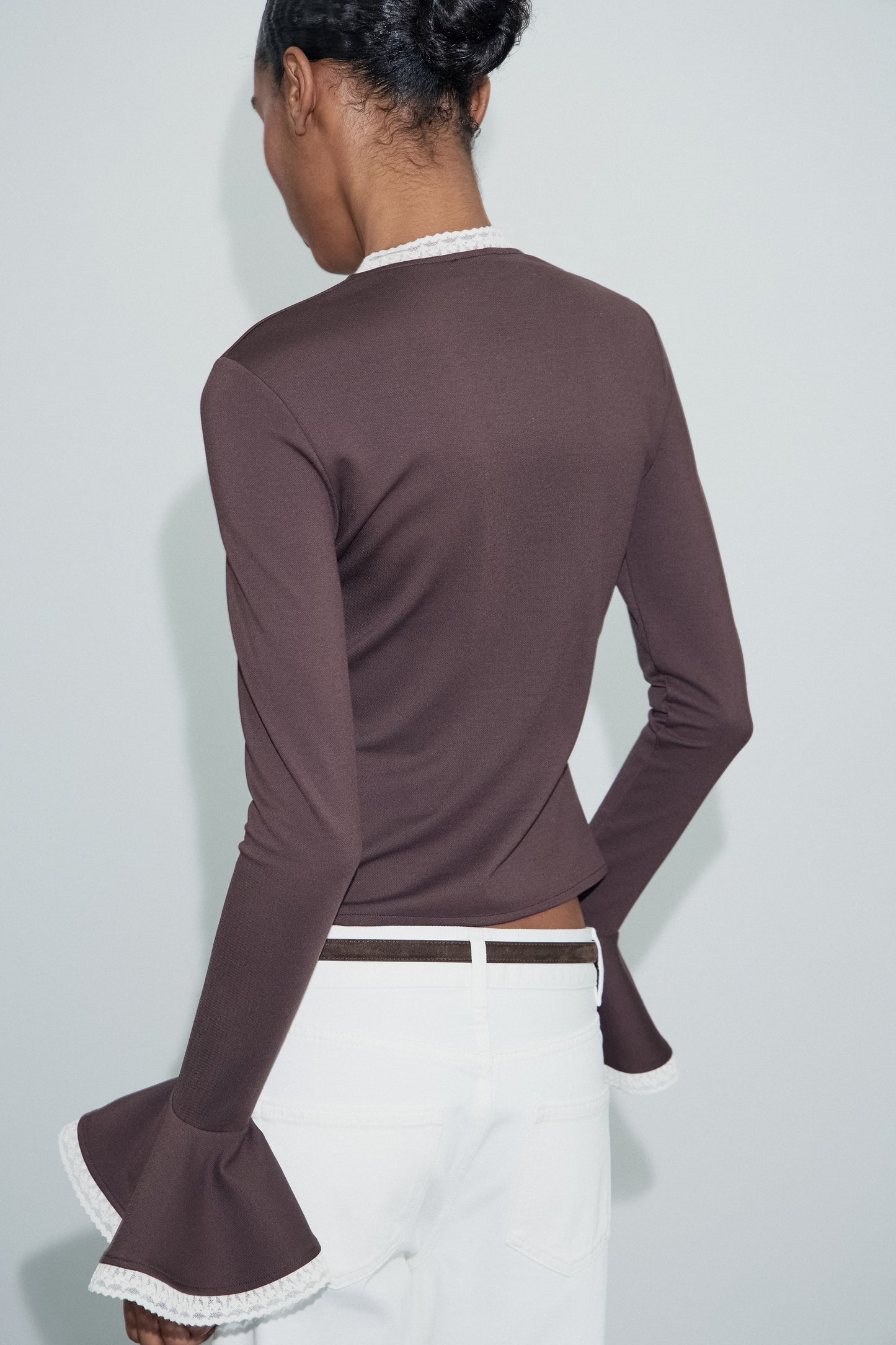 DARK BROWN