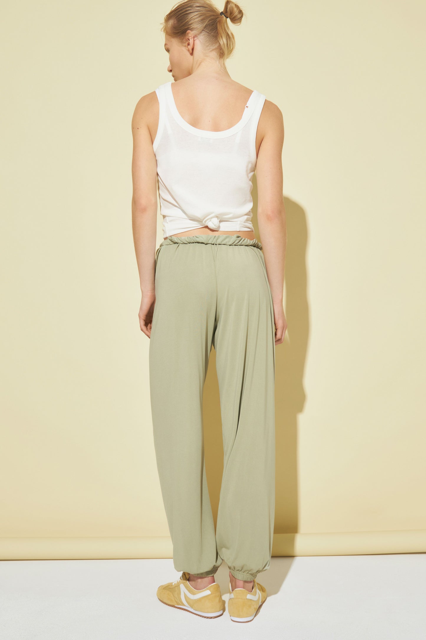 LIGHT KHAKI
