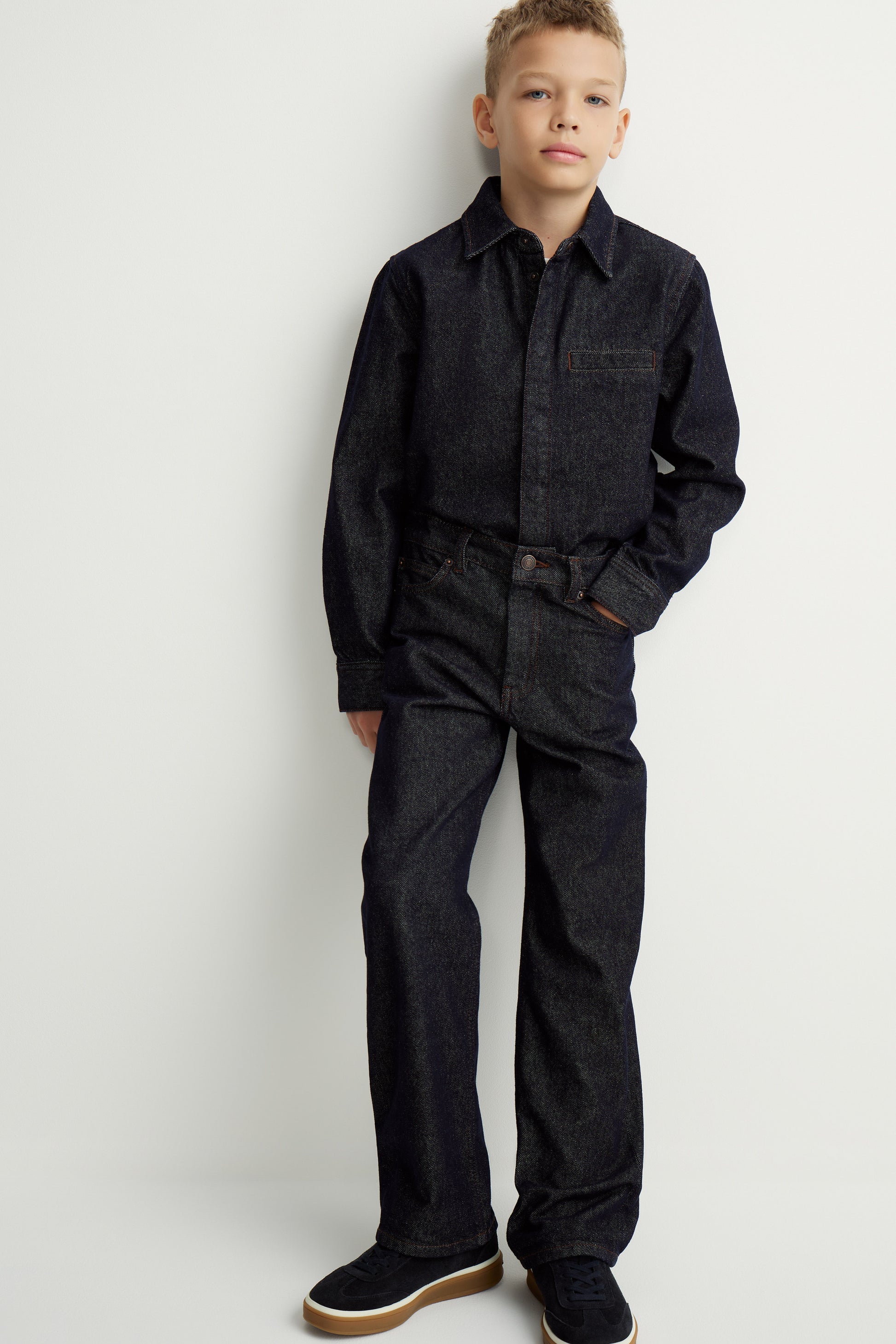 DARK BLUE