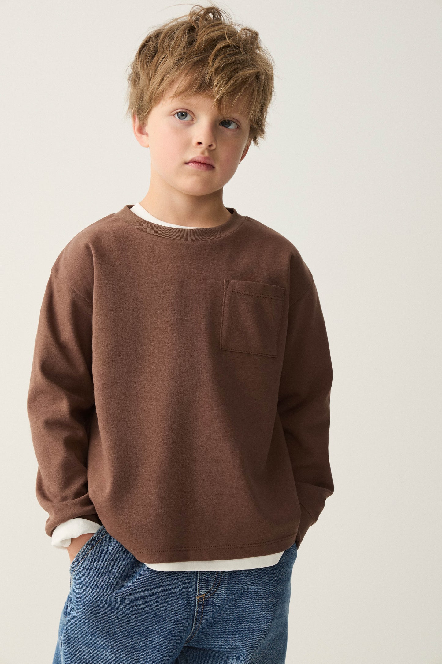 GRAY BROWN