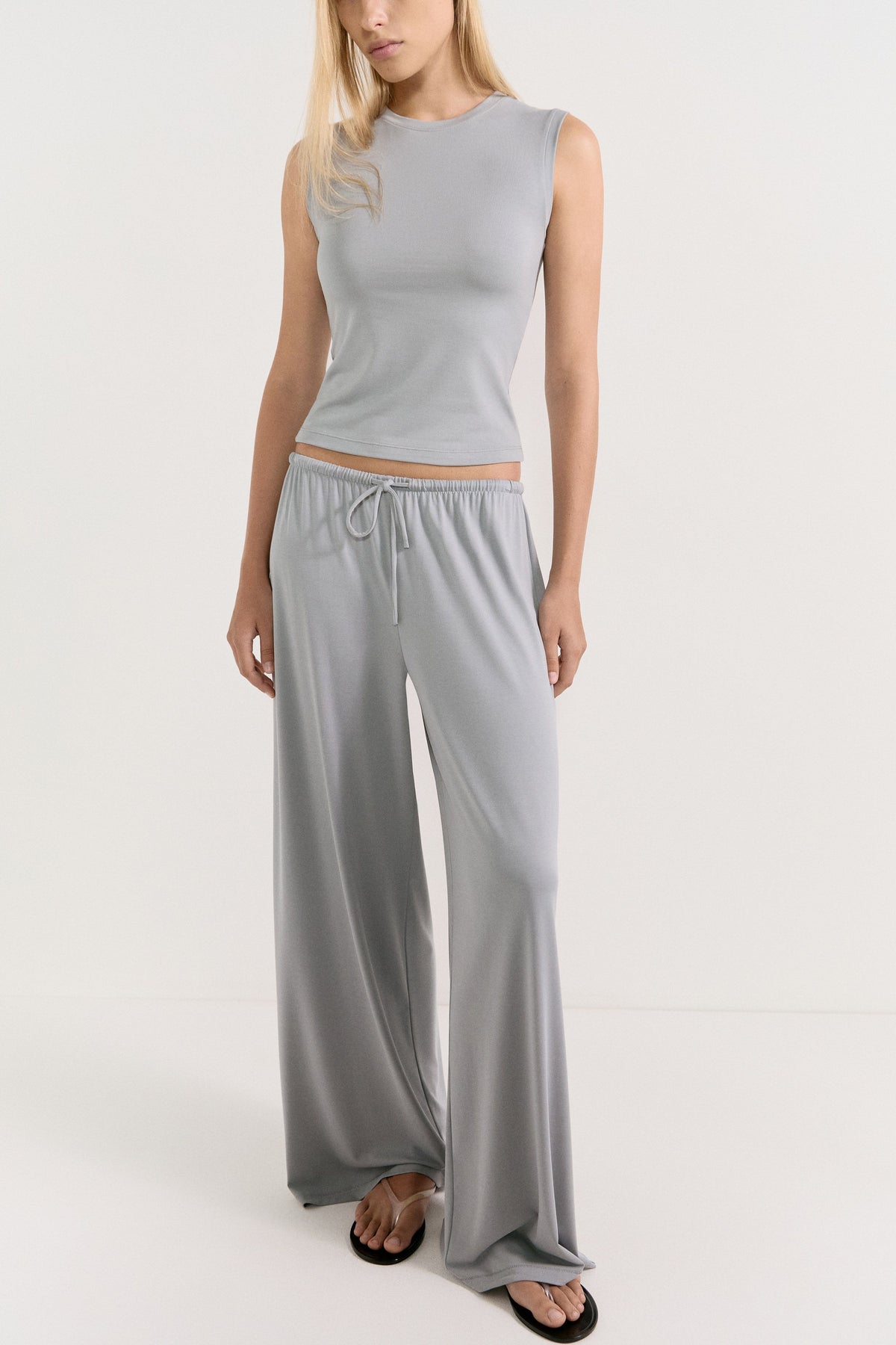 GREY BLUE