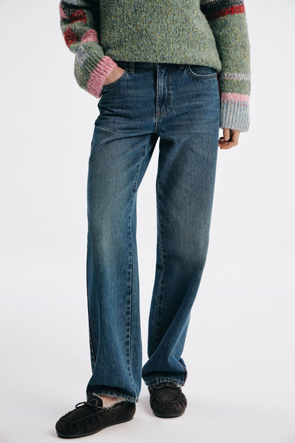 VINTAGE BLUE