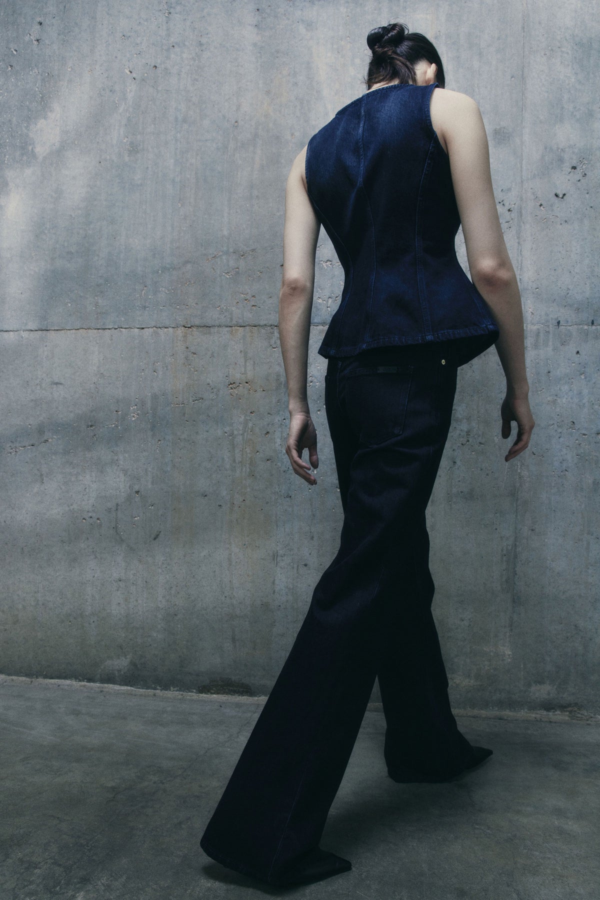 DARK BLUE