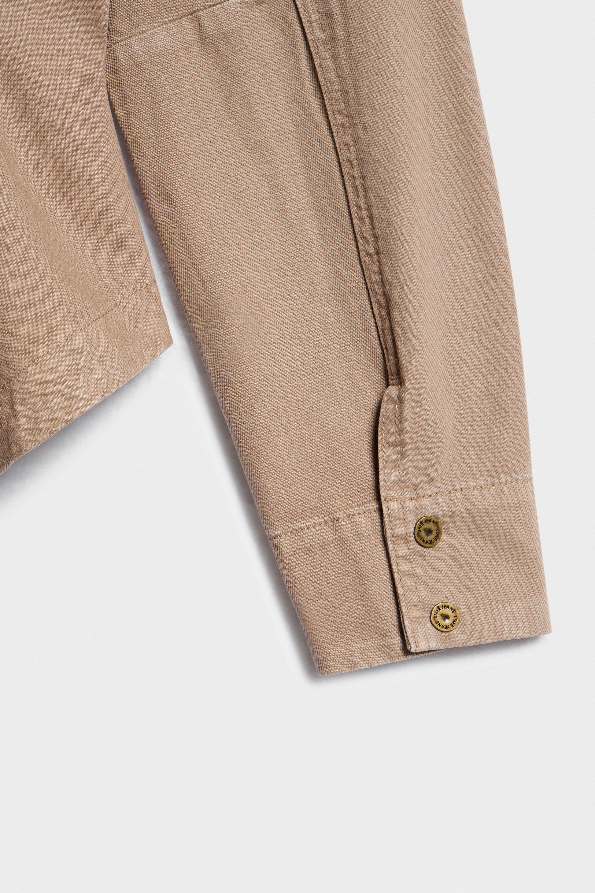 LIGHT BEIGE