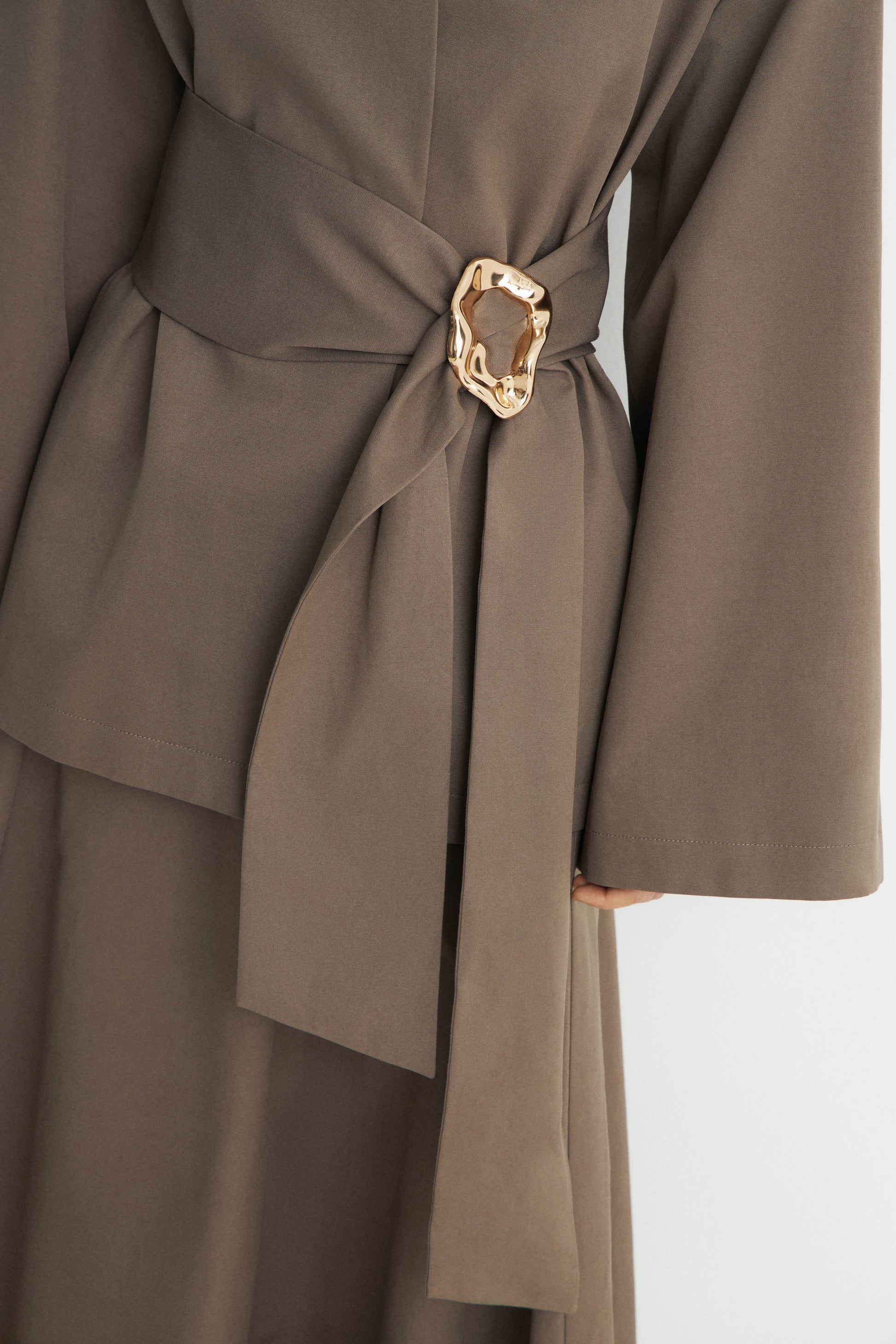 GRAY BROWN