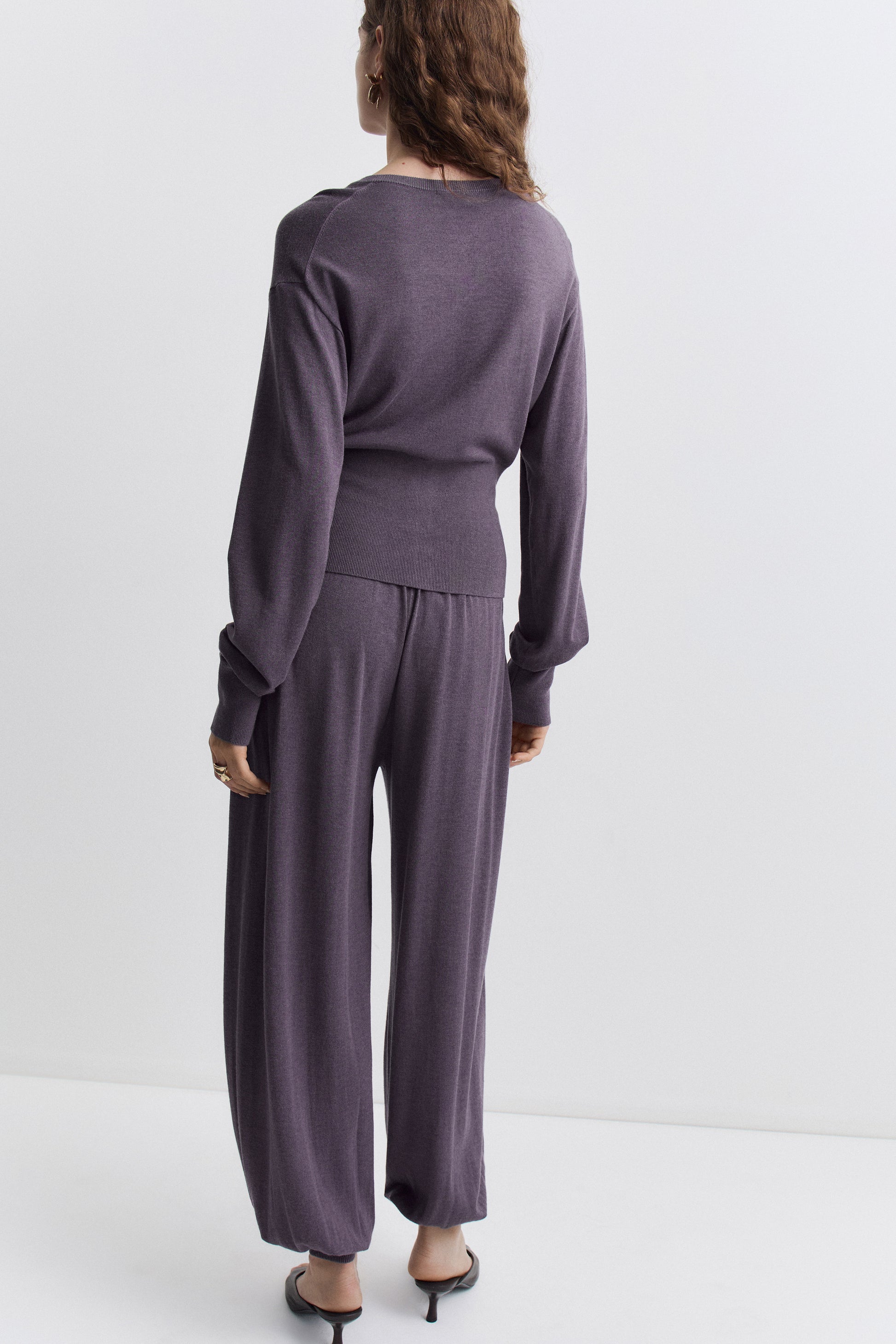 TAUPE PURPLE