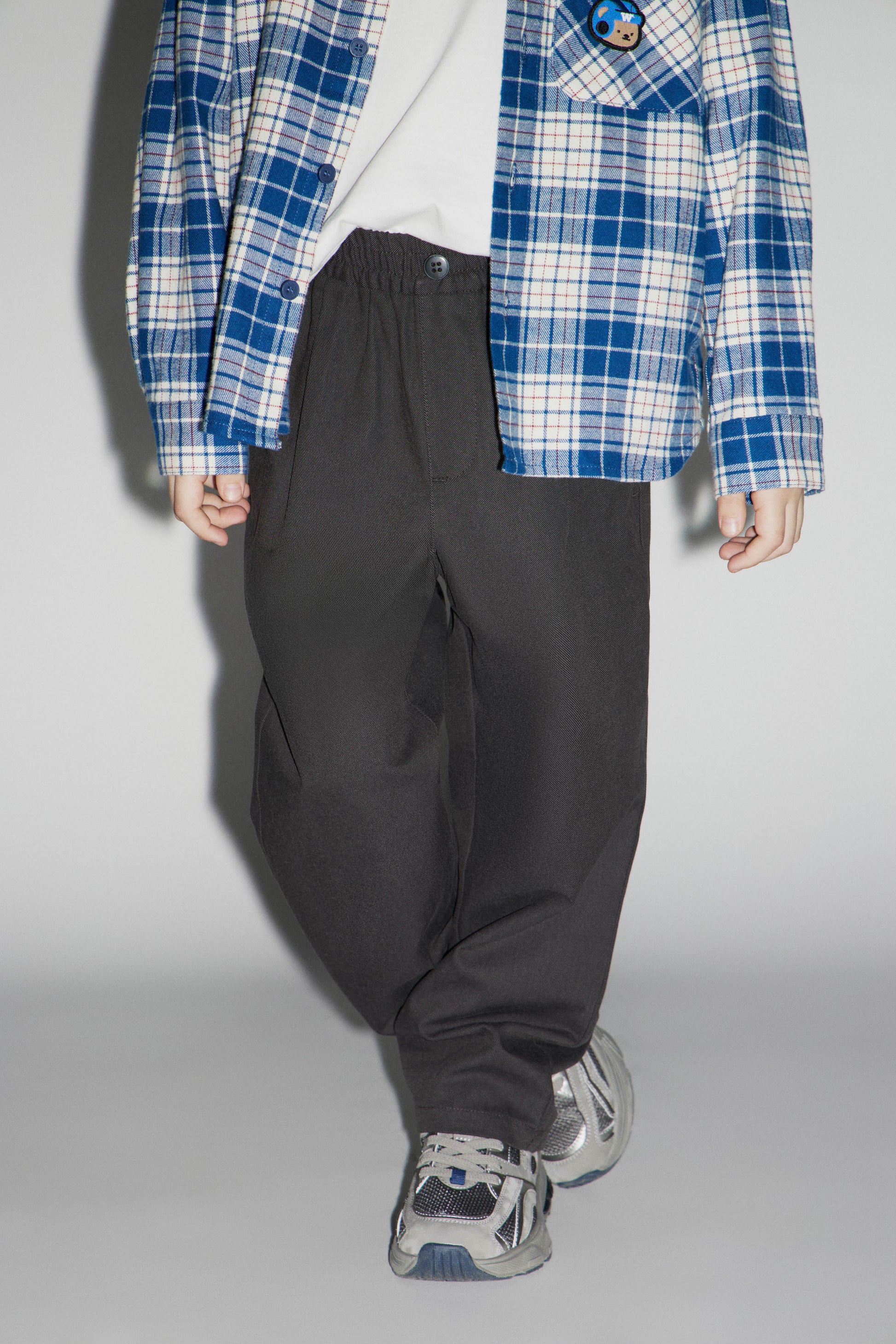 ANTHRACITE GREY