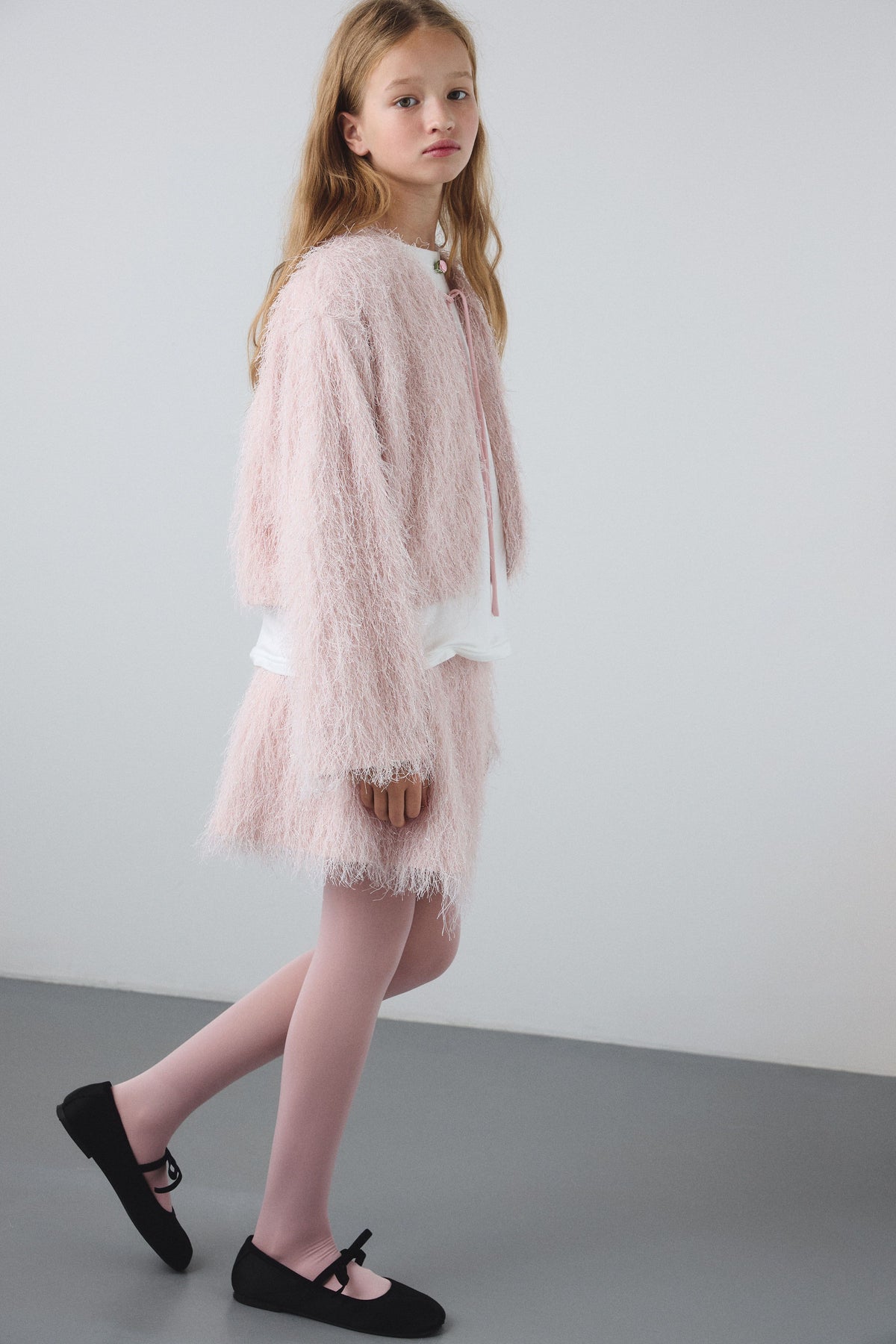 LIGHT PINK