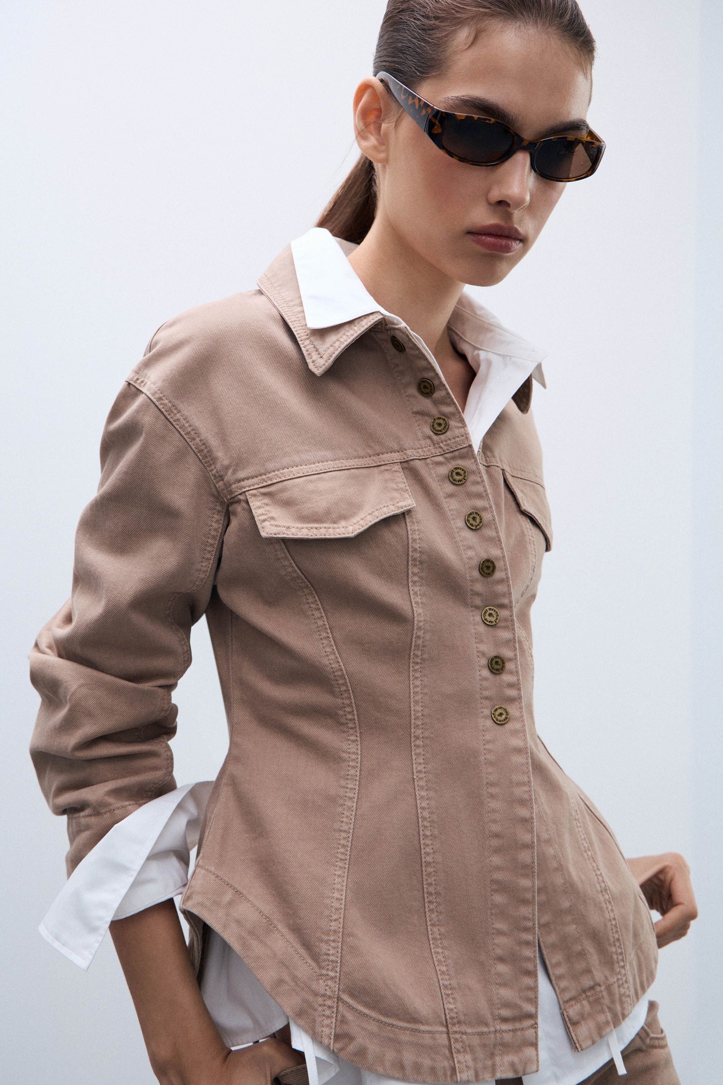 LIGHT BEIGE