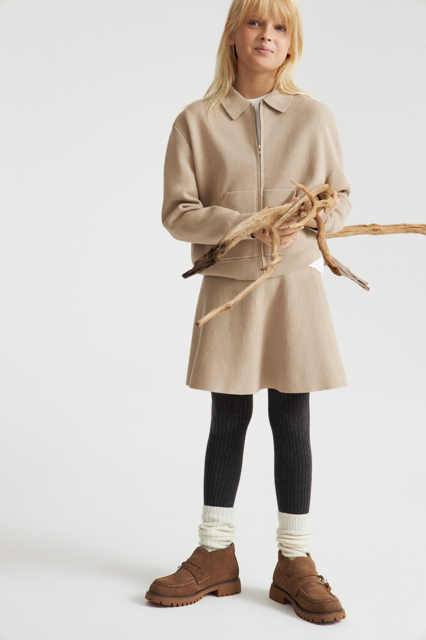LIGHT BEIGE