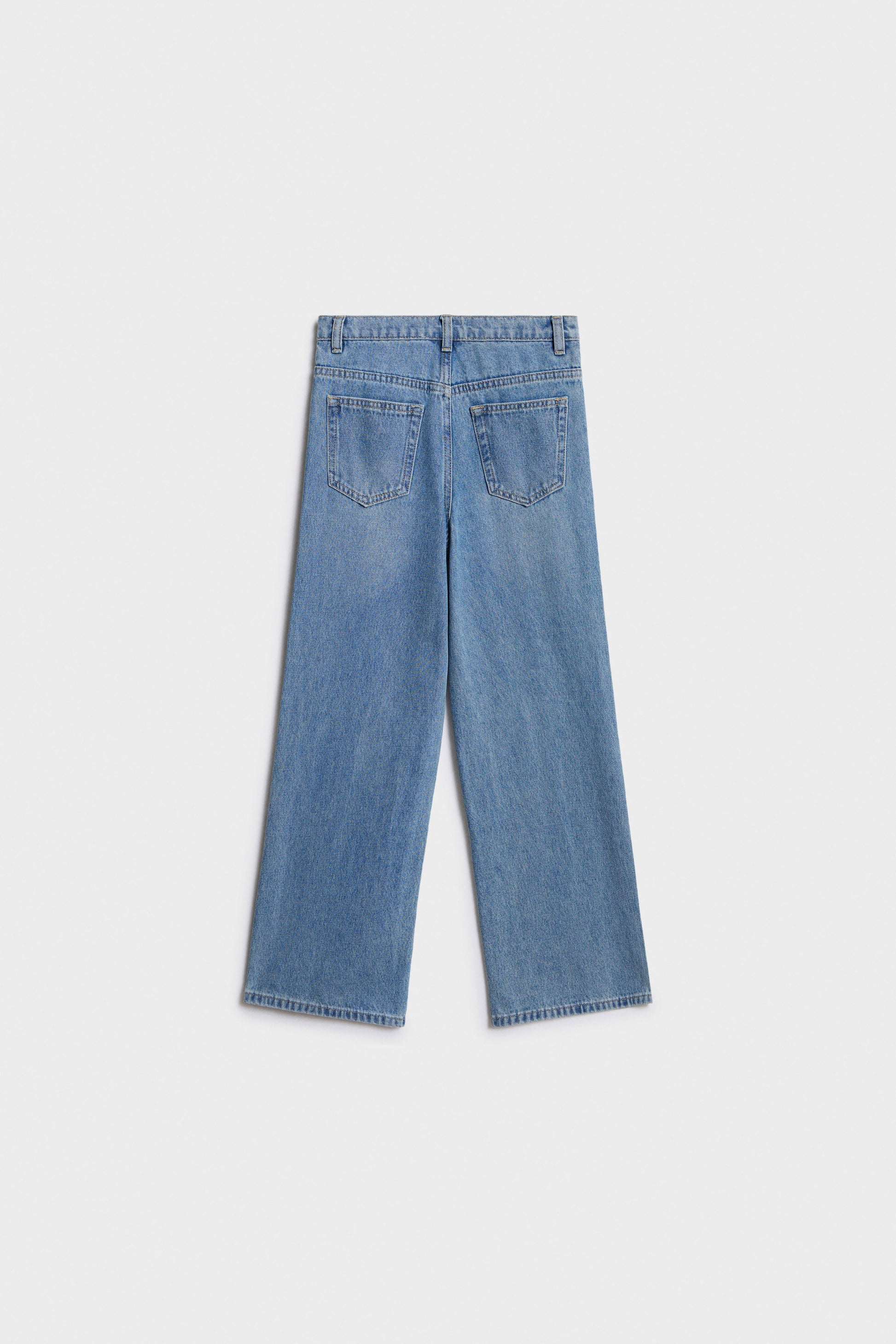 VINTAGE BLUE