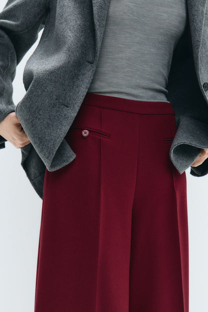 DARK RED