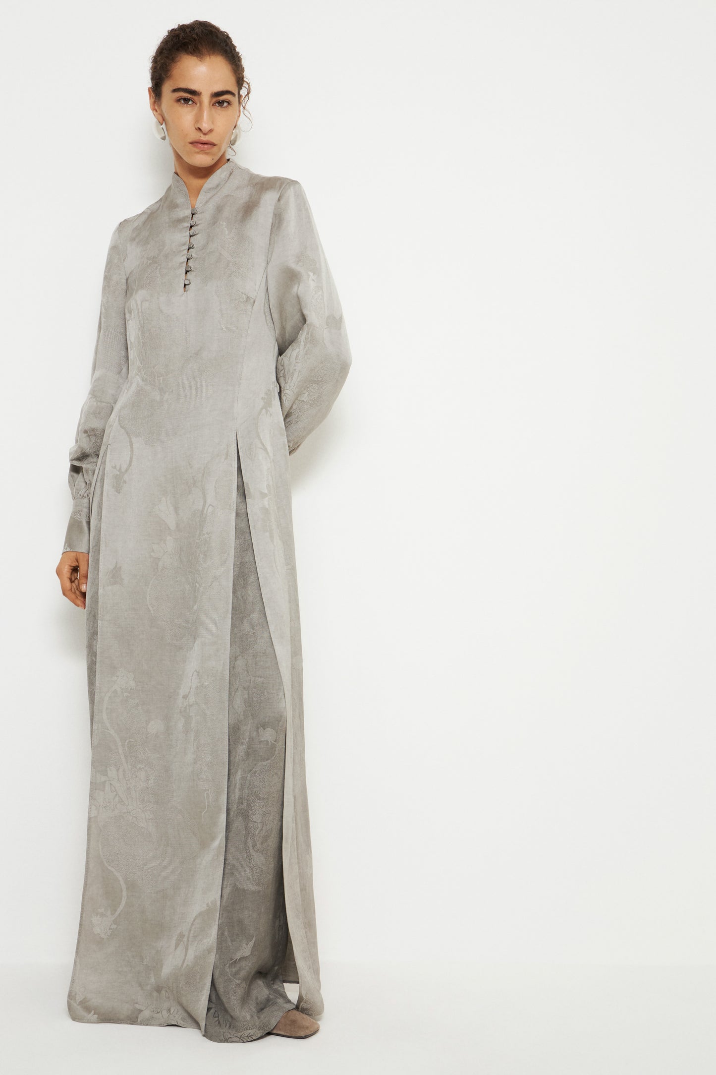 GRAY BROWN