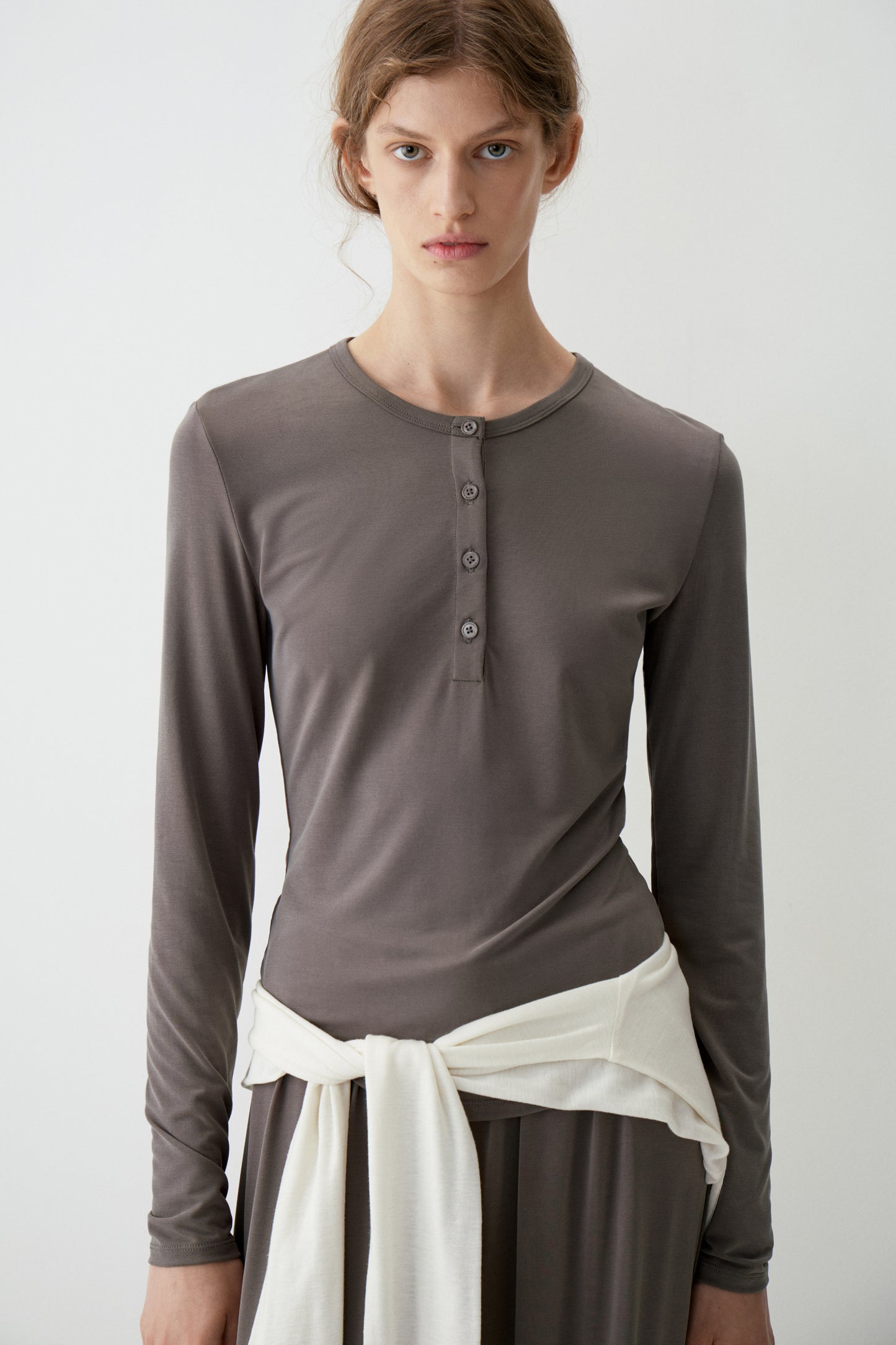 DARK GREY