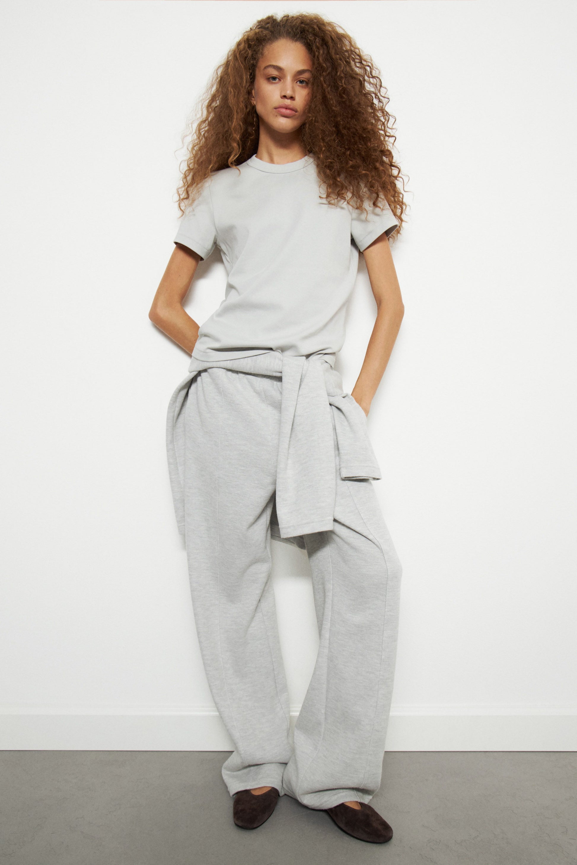 LIGHT GREY