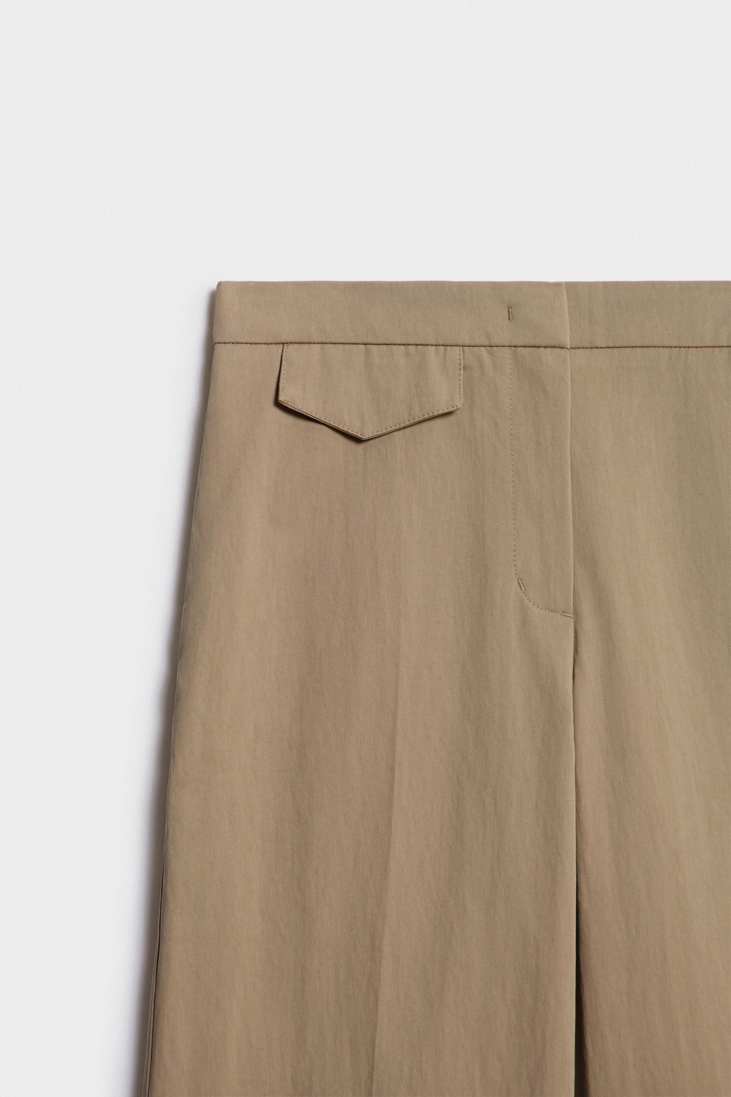 GRAY BROWN