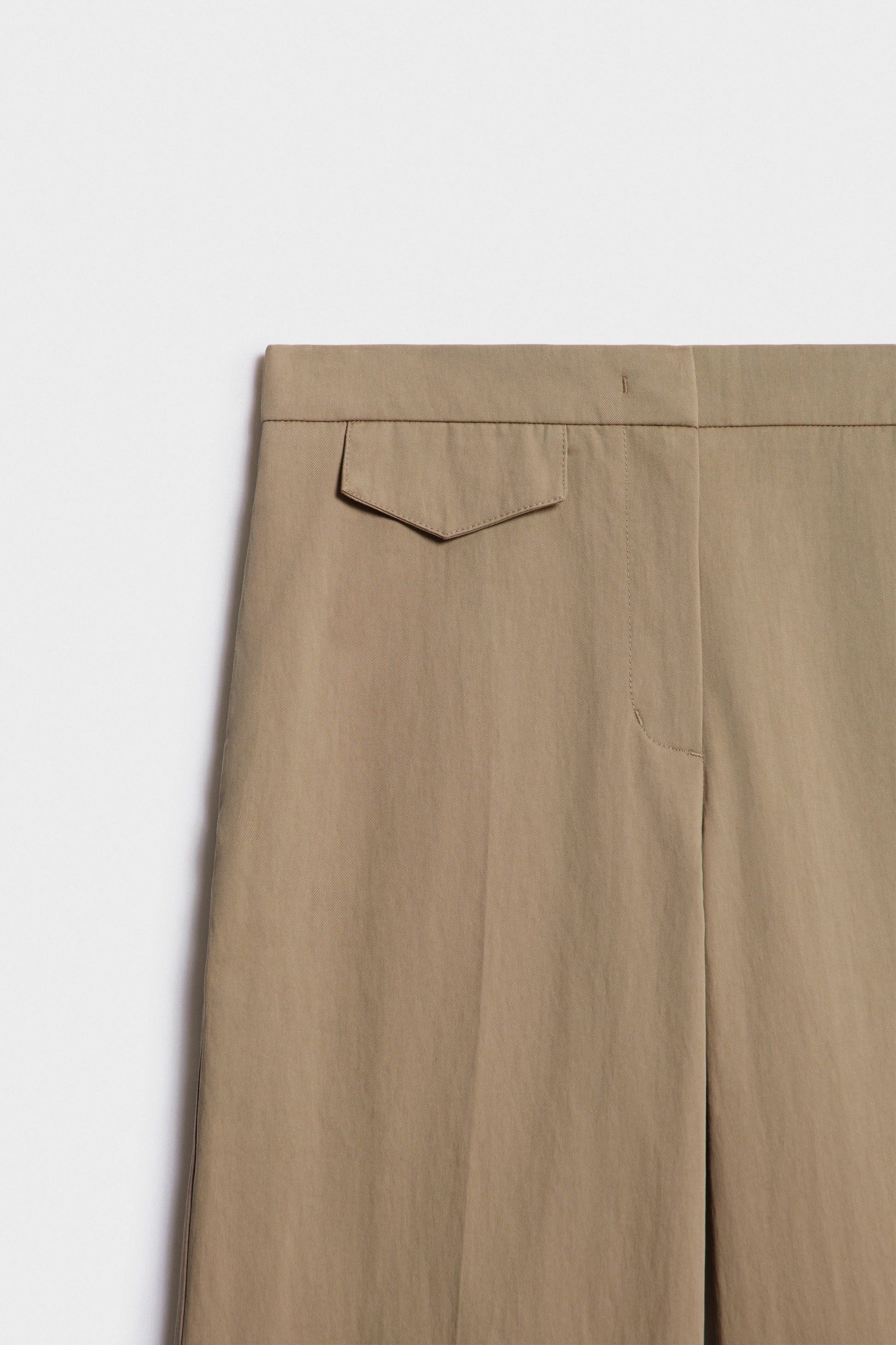 GRAY BROWN