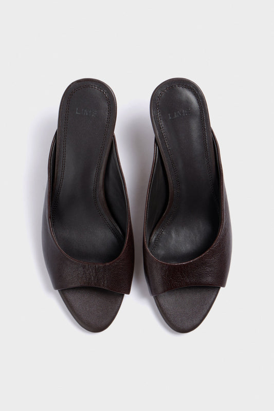 DARK BROWN