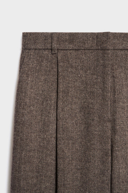 GRAY BROWN