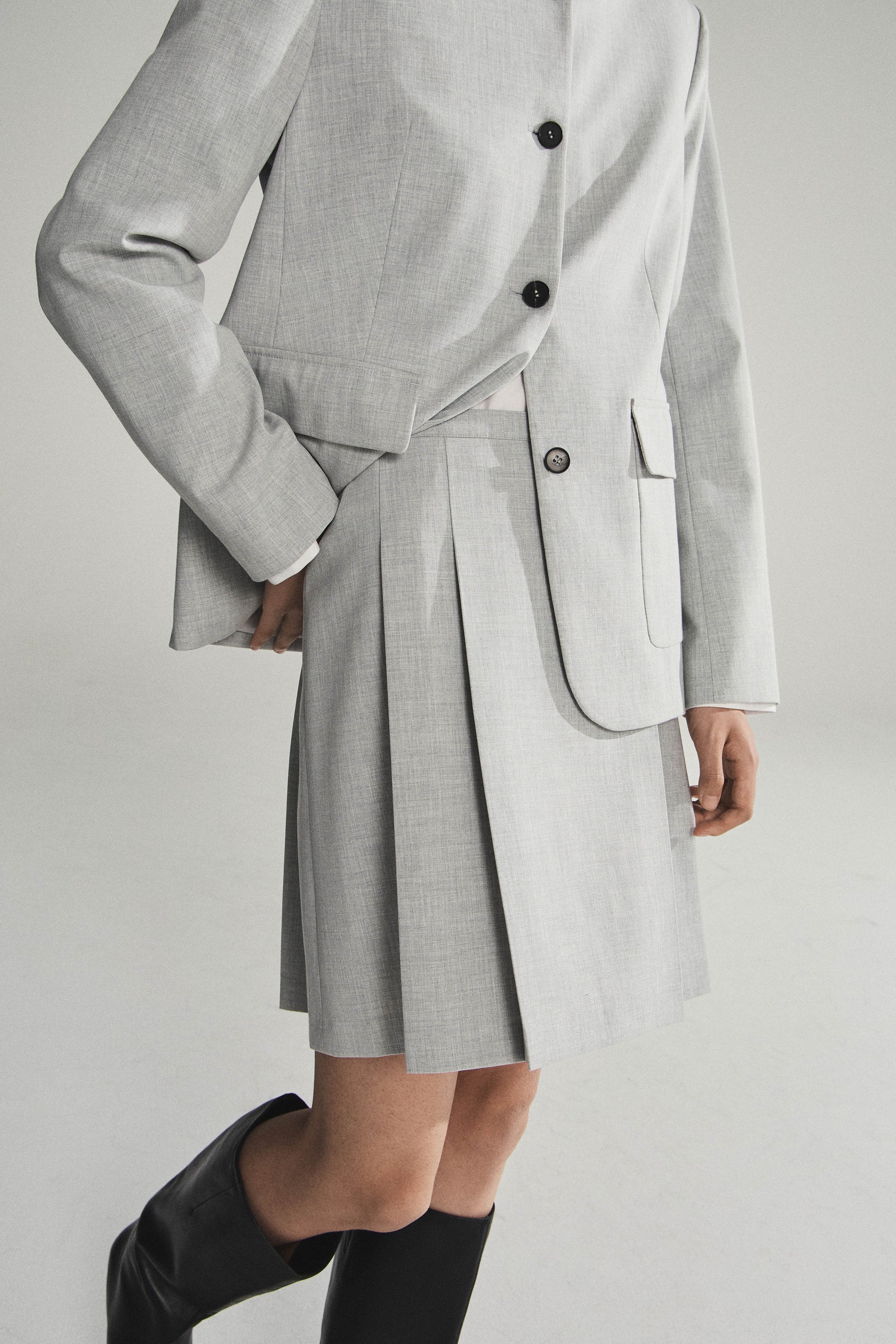 GREY MELANGE