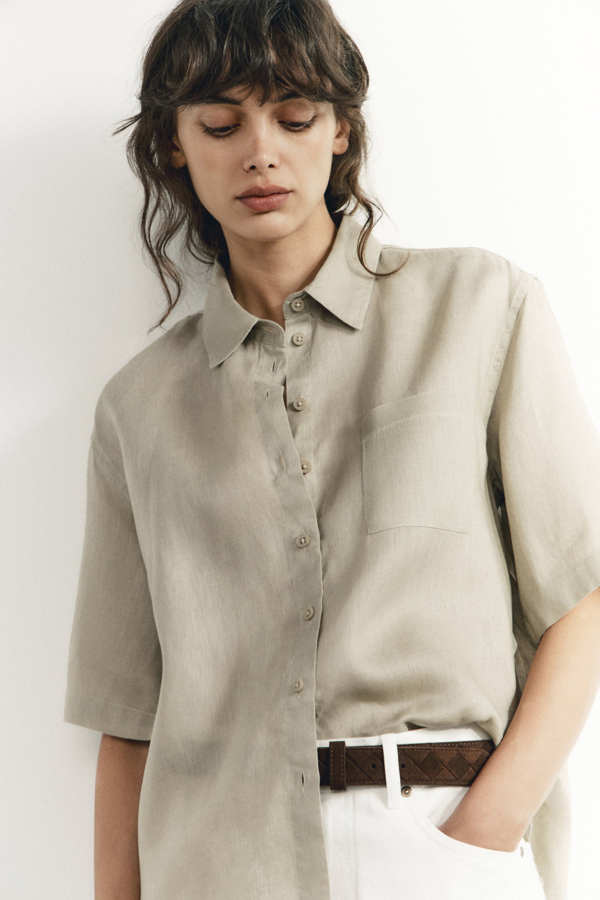 GREY BEIGE