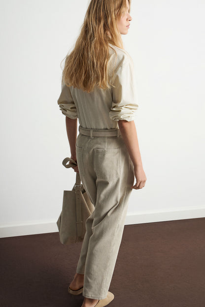 LIGHT BEIGE