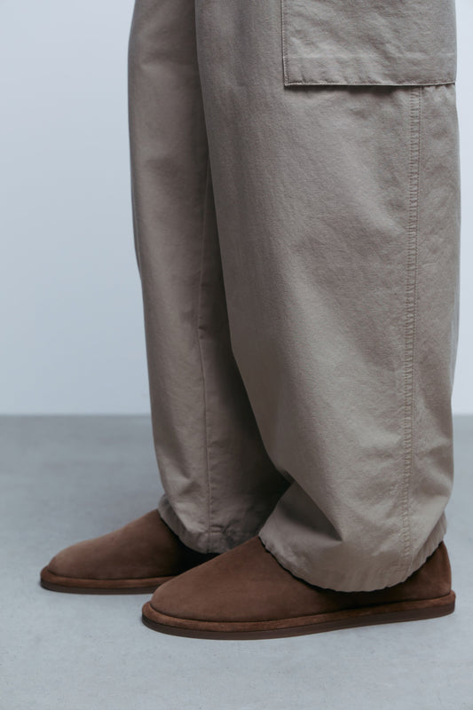 DARK BEIGE