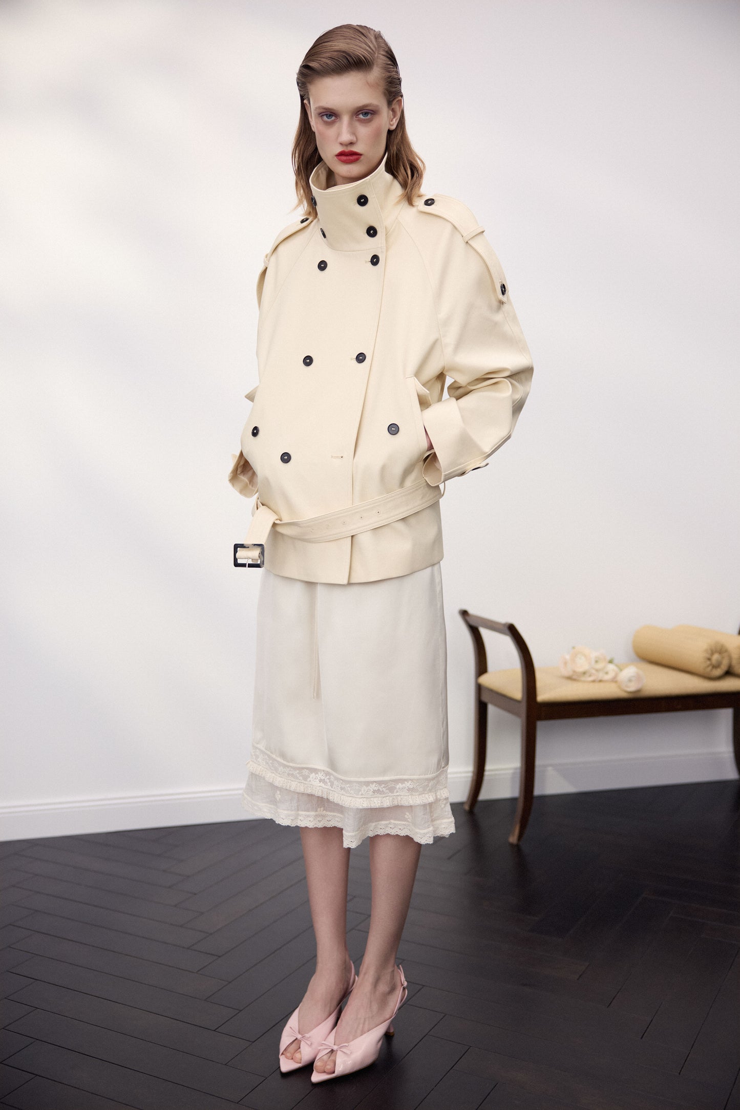 LIGHT BEIGE