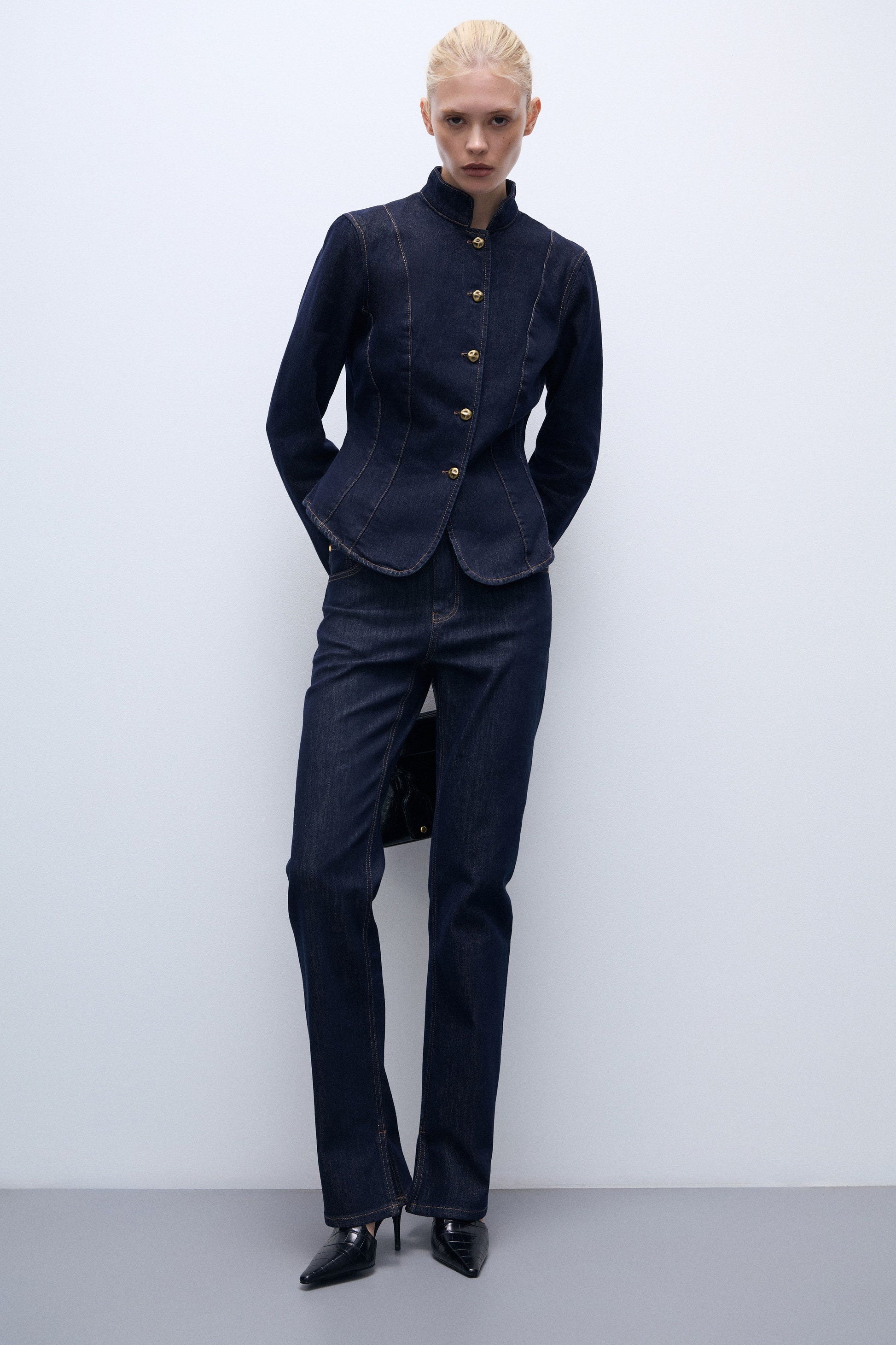 DARK BLUE